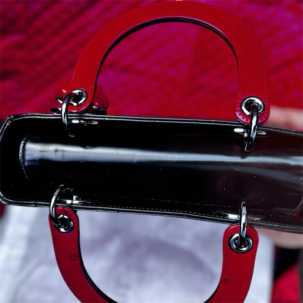 Limited Edition Christian Dior Lady Dior Art Black Patent Leather Red Heart Bag - Picture 10 of 15